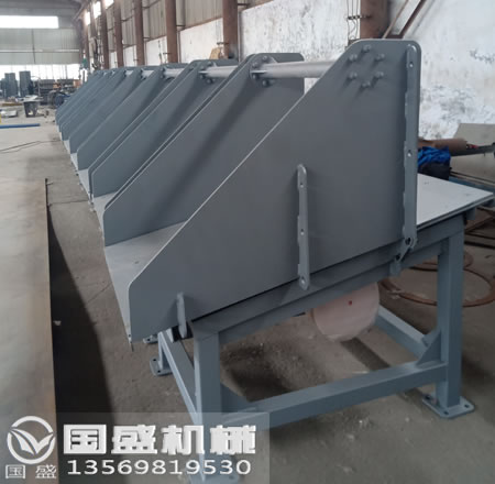 單臺(tái)板振動(dòng)放礦機(jī)設(shè)計(jì) 單臺(tái)板振動(dòng)放礦機(jī)設(shè)計(jì)