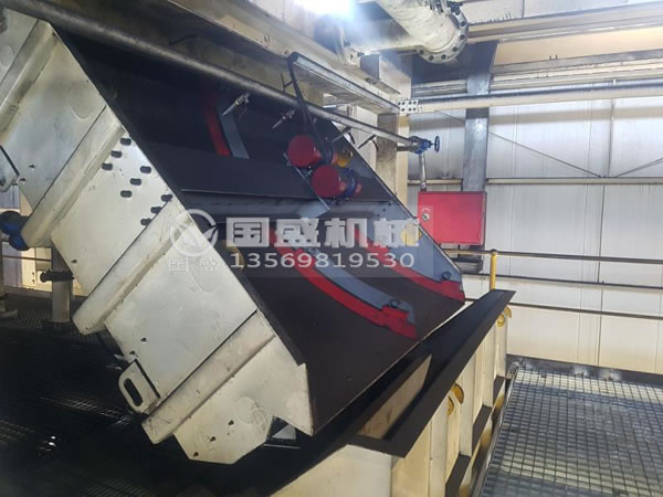 弧形篩使用現(xiàn)場(chǎng) 弧形篩使用現(xiàn)場(chǎng)