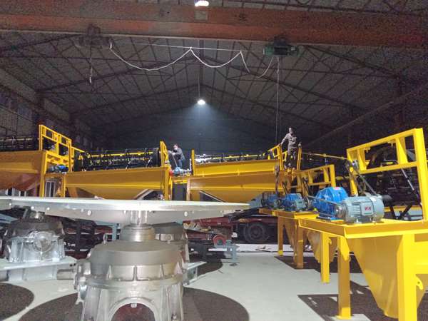 石英砂專(zhuān)用滾筒篩 石英砂專(zhuān)用滾筒篩