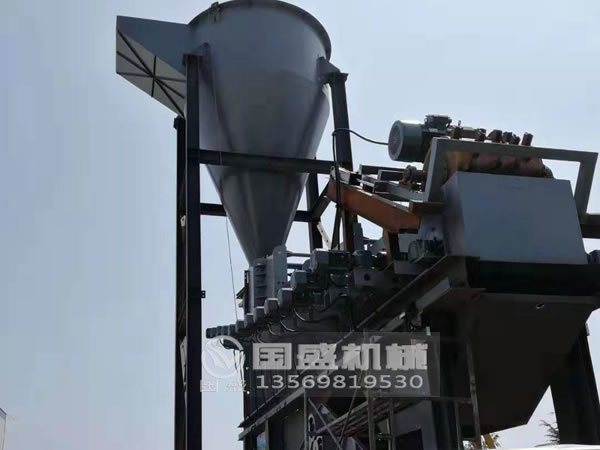 滾軸交叉篩運行現場 滾軸交叉篩運行現場