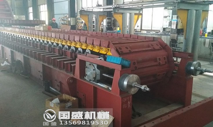 板鏈輸送機(jī) 板鏈輸送機(jī)