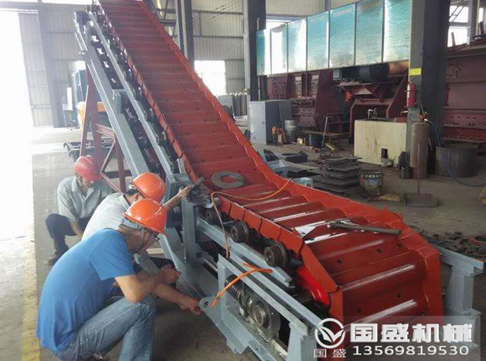 鑄造件廠專用鱗板式輸送機(jī) 鑄造件廠專用鱗板式輸送機(jī)