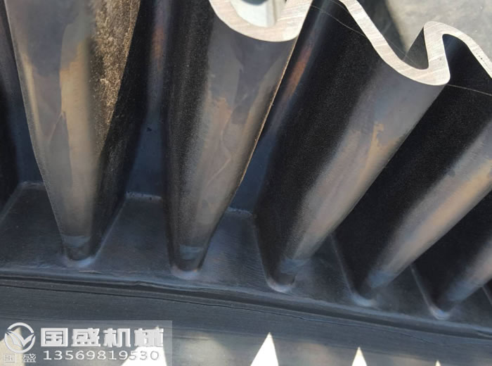 大傾角皮帶機技術(shù)協(xié)議 大傾角皮帶機技術(shù)協(xié)議