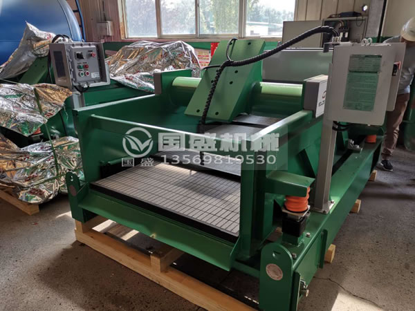 鉆井液振動(dòng)篩應(yīng)用行業(yè) 鉆井液振動(dòng)篩應(yīng)用行業(yè)